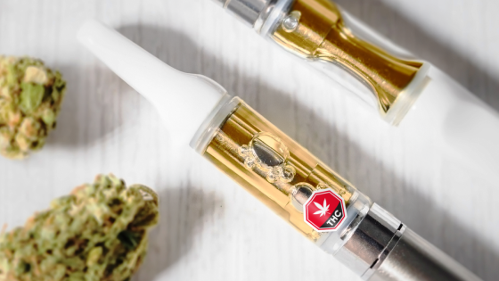 elfbar nachfüll pod läuft aus Joint électronique»: Vapoter du CBD, une molécule dérivée du cannabis,  peut-il rendre accro? main image 1