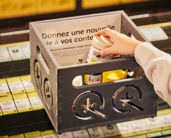 In-store cannabis container recycling program | SQDC | SQDC